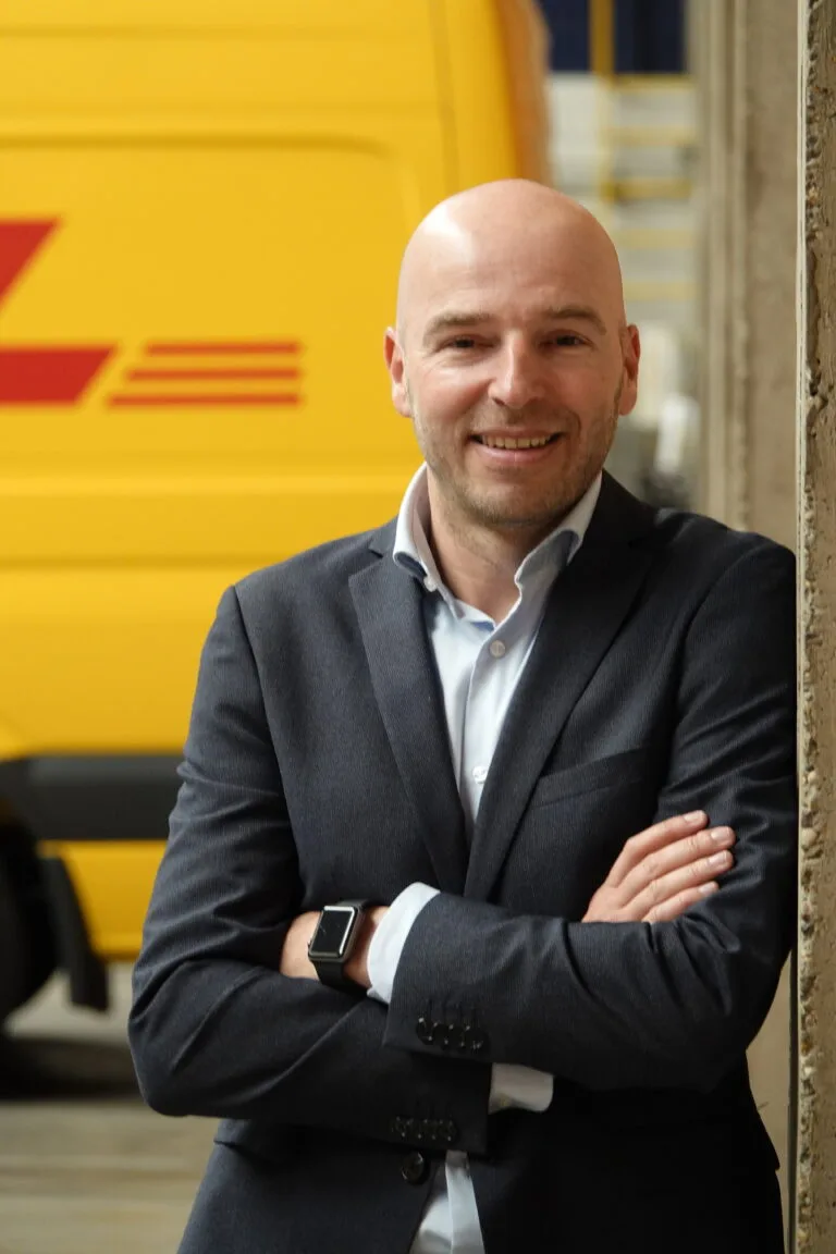 Tim Claessens (DHL Express Belux): “Verwachtingen van ‘Gen Z’ plaatsen logistieke sector voor grote uitdagingen”